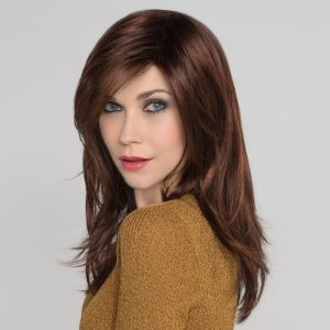 How to Choose an Auburn Wig