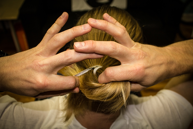 Tying Men’s Hair