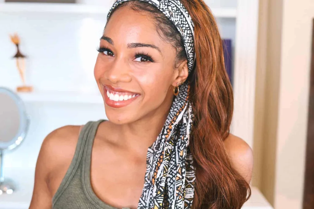 The Pros and Cons of Headband Wigs