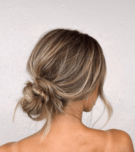 22 Hairstyles for Tying