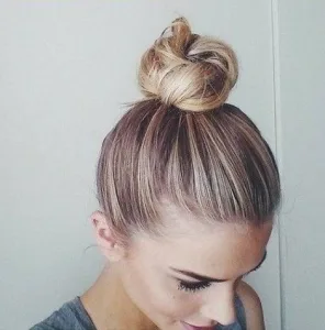 22 Hairstyles for Tying