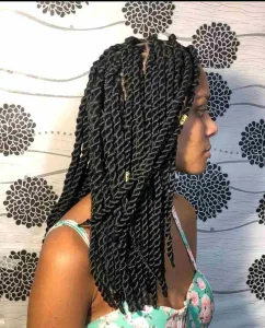 Micro Braids with Gold Threads