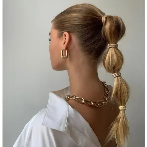 22 Hairstyles for Tying